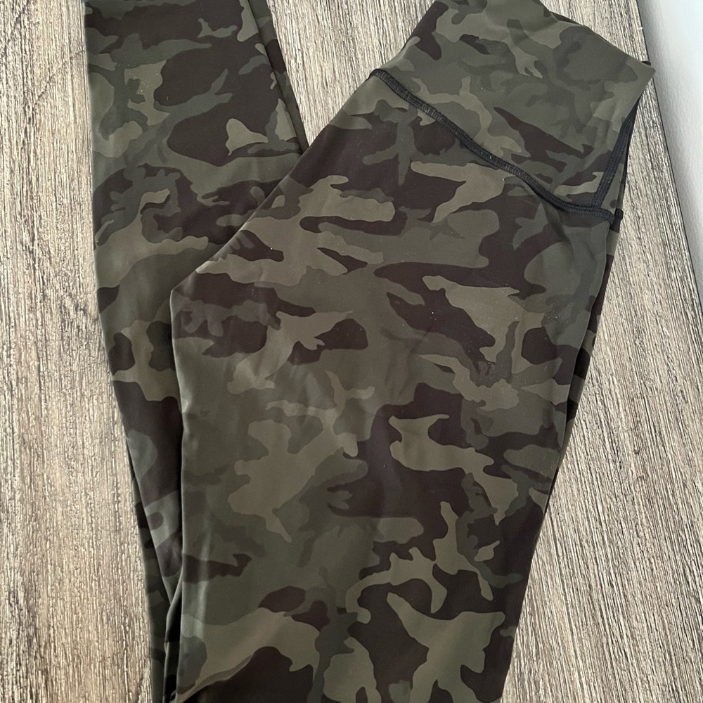 Camouflage Lulu Leggings